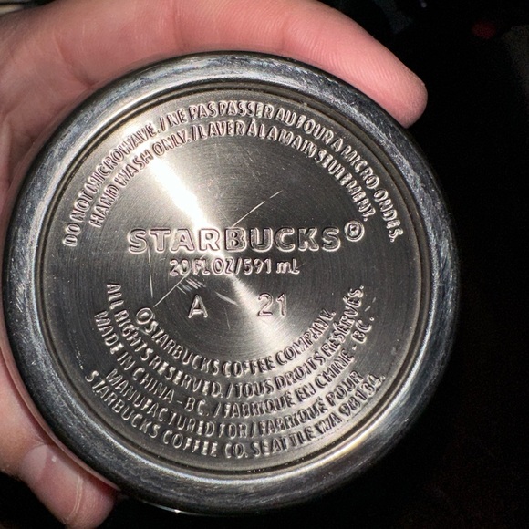 Starbucks Venti Aluminum Double Walled Cold Cups & Starbucks Aluminum Bottle ✨ - Picture 7 of 8